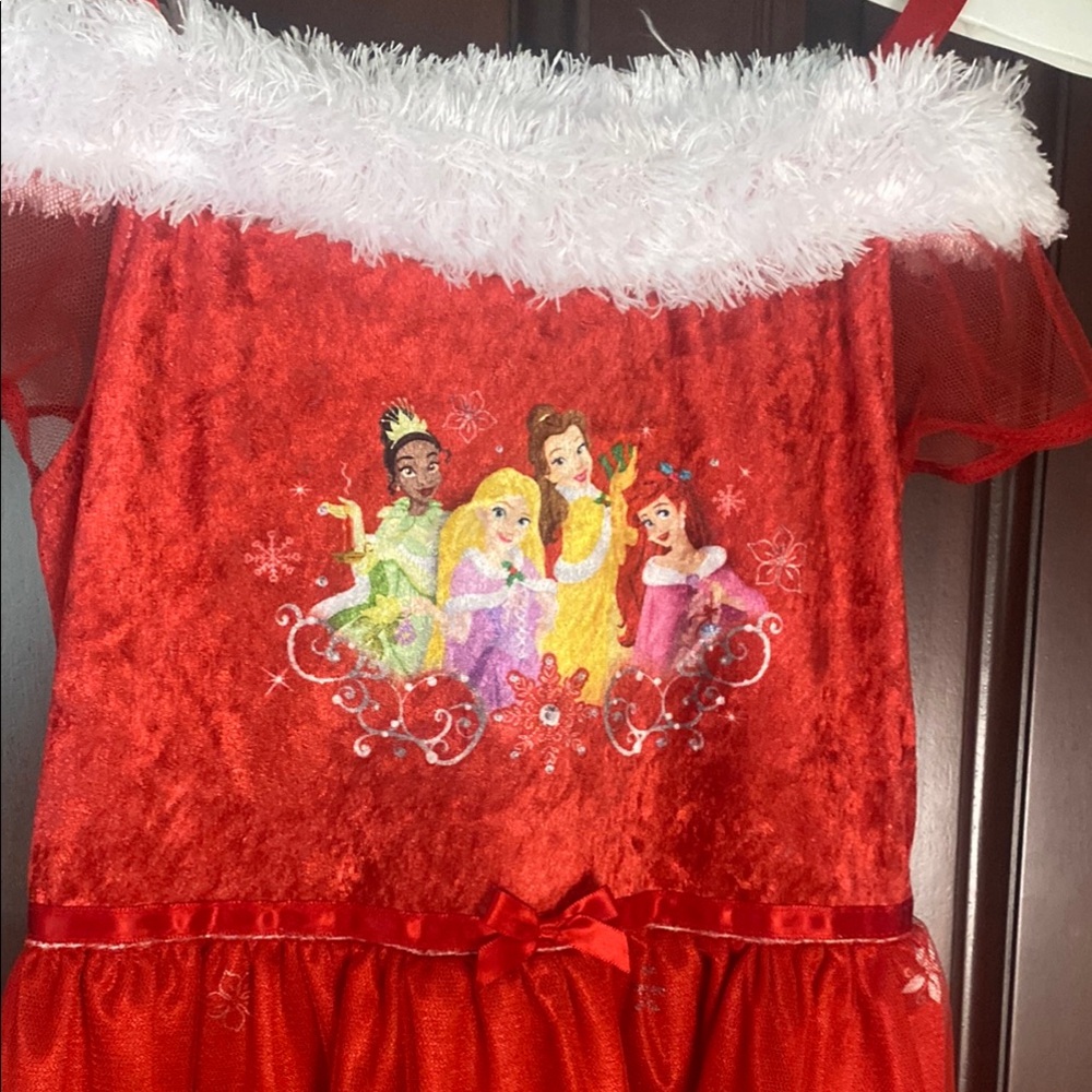 Disney Princess Red Kids Costume or sleepwear. - Picture 5 of 10